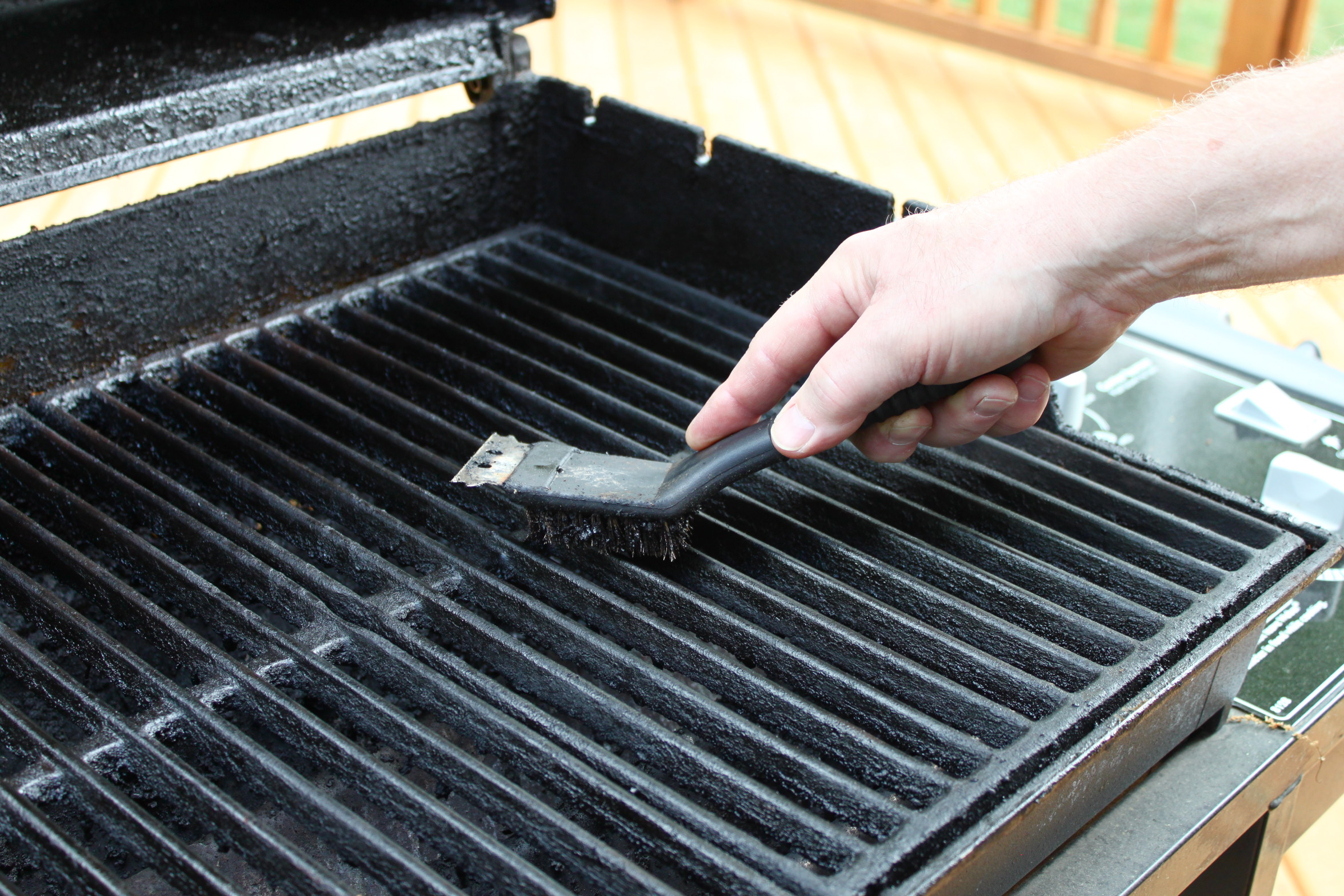 A 10-Step Guide To Properly Cleaning Your BBQ