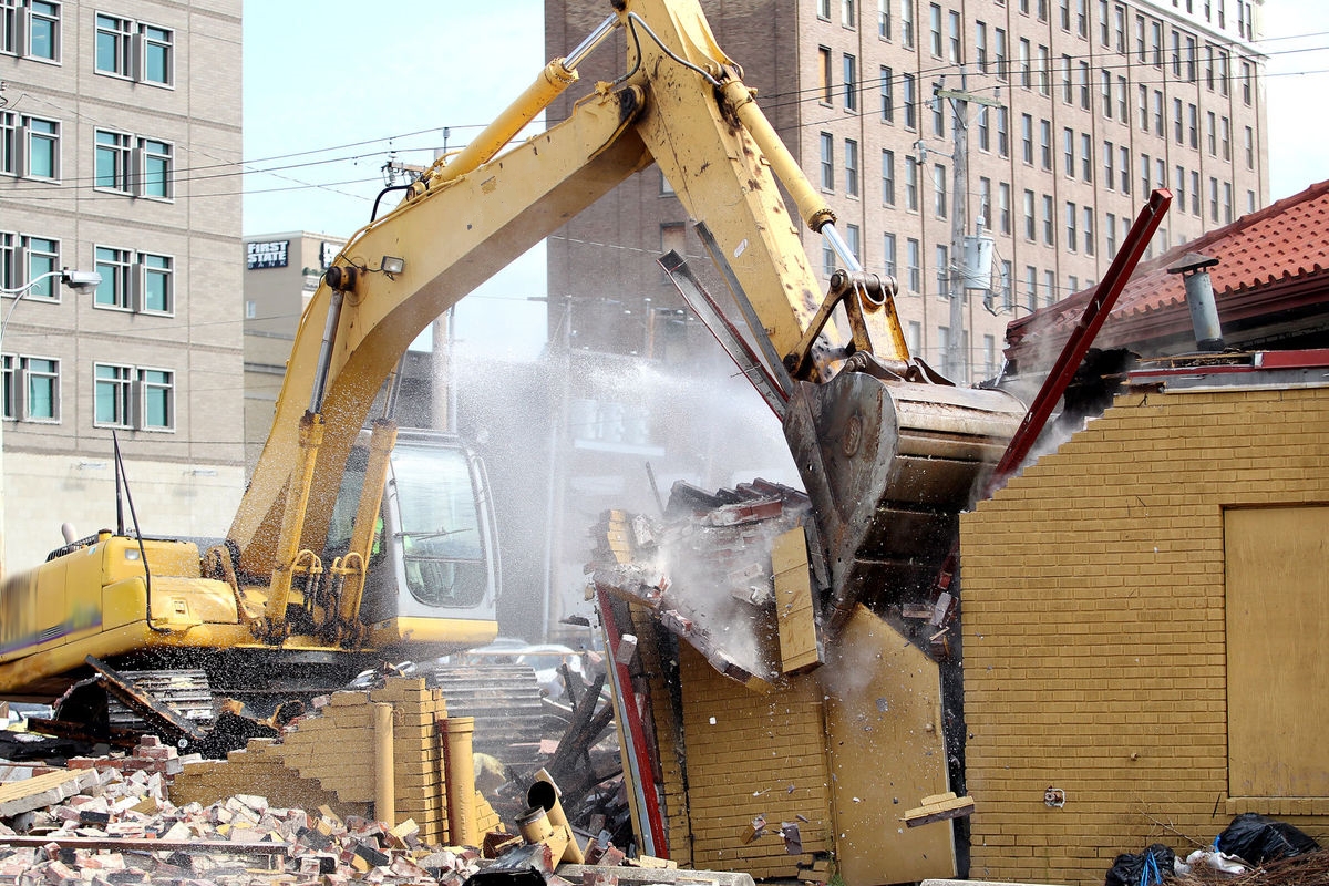 How To Decide On The Best Demolition Service Providers?